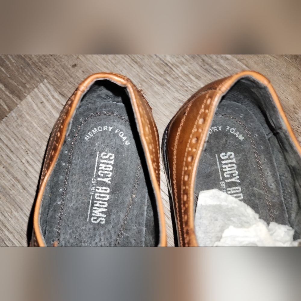 Stacey Adams - Picture 8 of 8